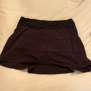 Black lulu skirt